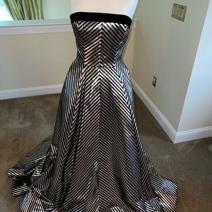 Monique Lhuillier ball gown